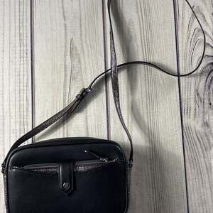 G.I.L.I. Black Leather Crossbody Purse Handbag GILI Sparkle Silver